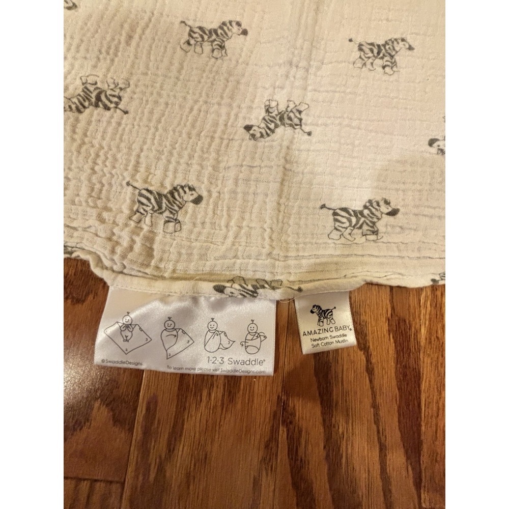 Amazing Baby Blanket Zebra Muslin Swaddle Premium Cotton White Gray 48"x42"[A4] - Picture 4 of 9